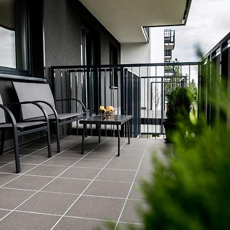 Hypnotize Apartment Glamour Konin  Exteriör bild