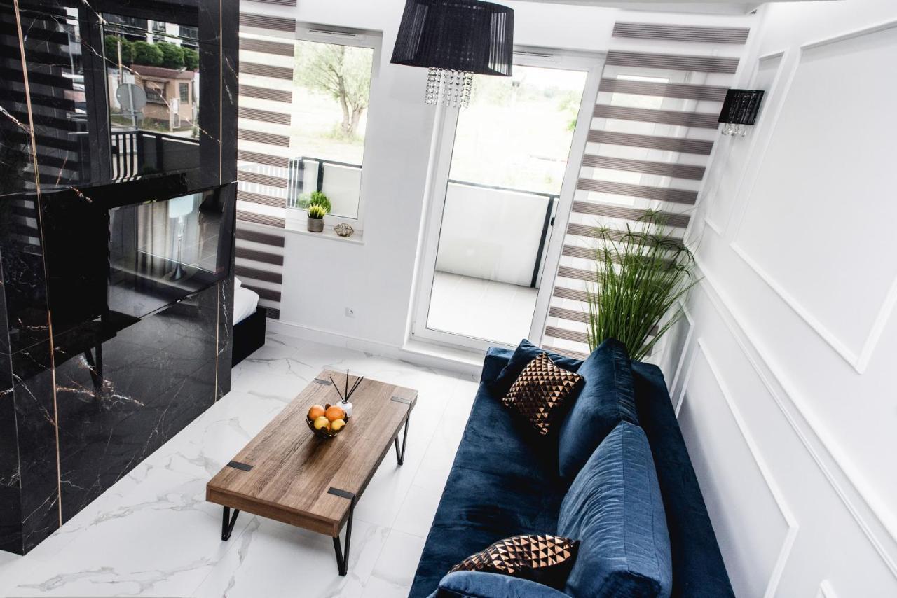 Hypnotize Apartment Glamour Konin  Exteriör bild